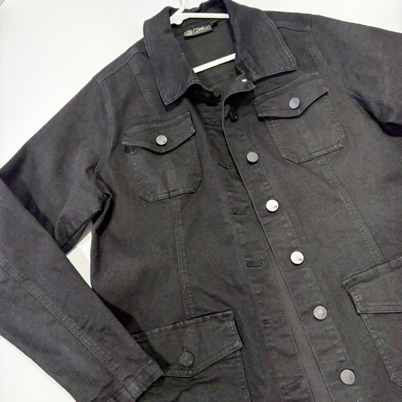 DG2 Diane Gilman Black Denim Jacket Size XL Trucker Style Stretch Pockets - Picture 3 of 9